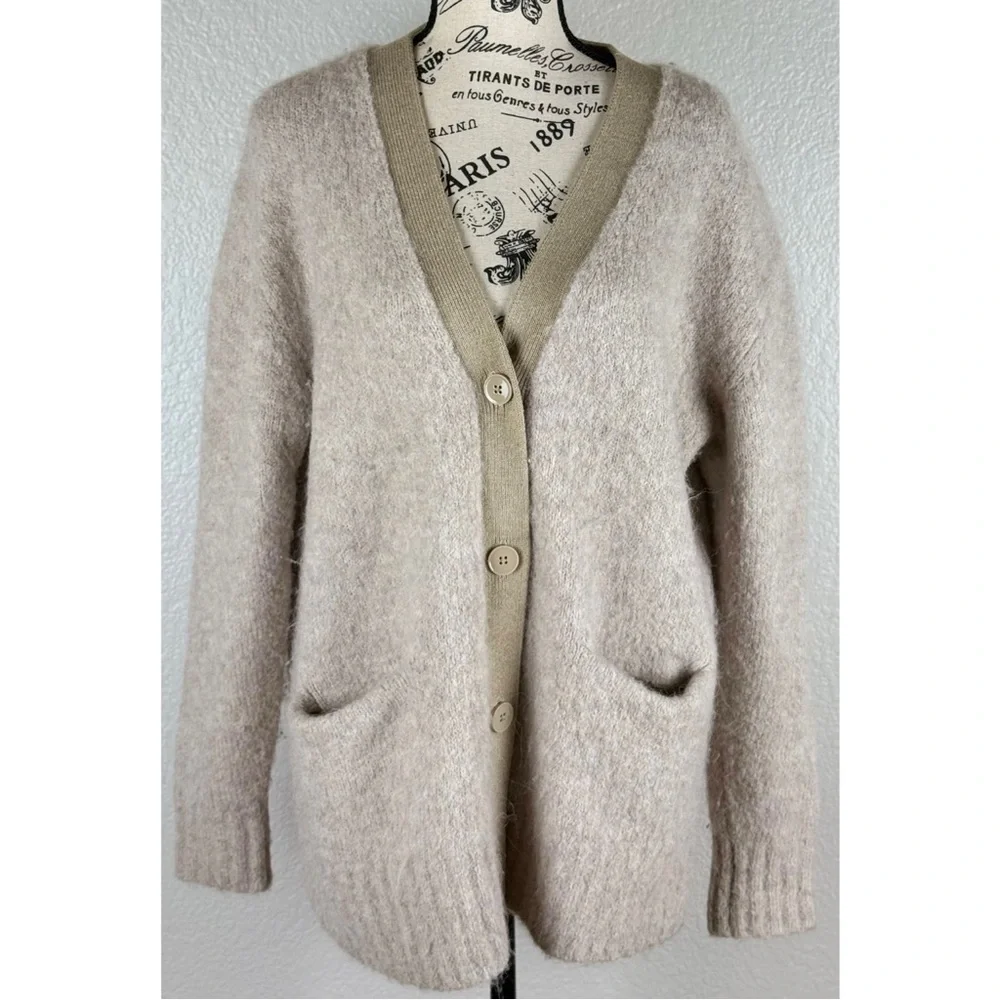Everlane Superfuzz Alpaca Cardigan - Light Oat, size XXS